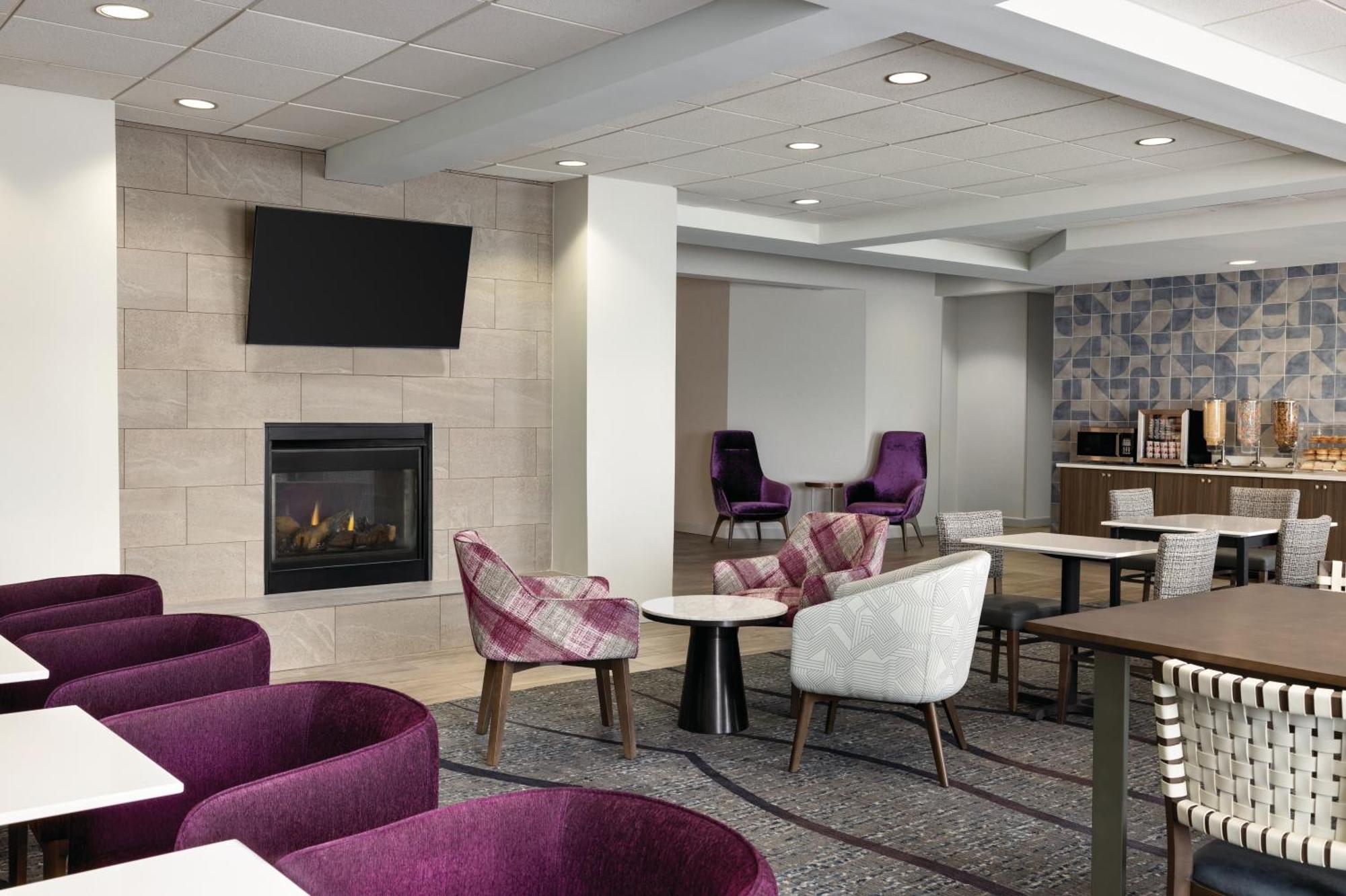 La Quinta By Wyndham Springfield Airport Plaza Ξενοδοχείο Εξωτερικό φωτογραφία