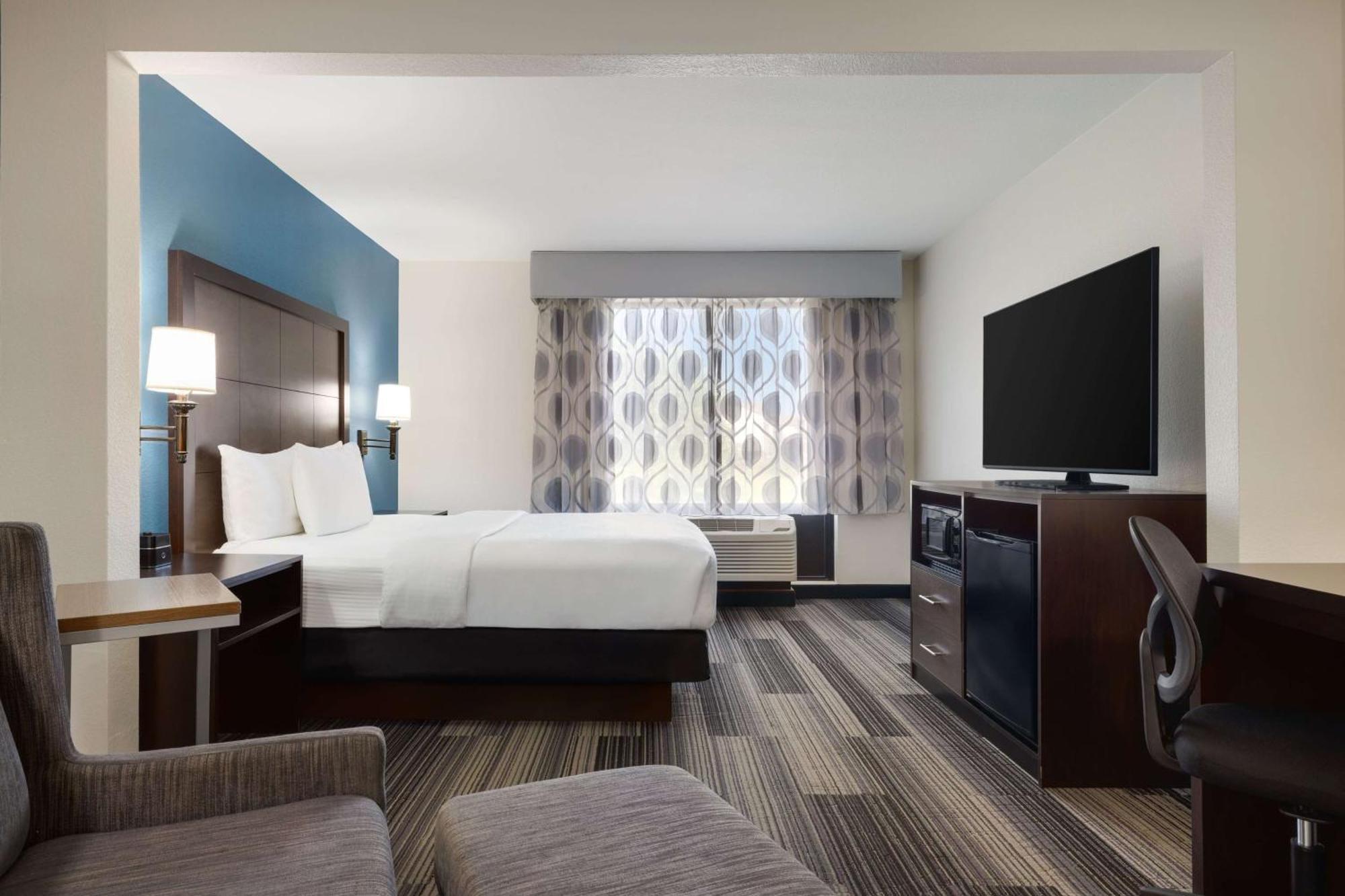La Quinta By Wyndham Springfield Airport Plaza Ξενοδοχείο Εξωτερικό φωτογραφία