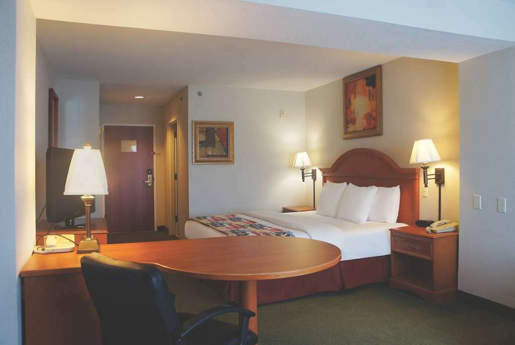 La Quinta By Wyndham Springfield Airport Plaza Ξενοδοχείο Δωμάτιο φωτογραφία
